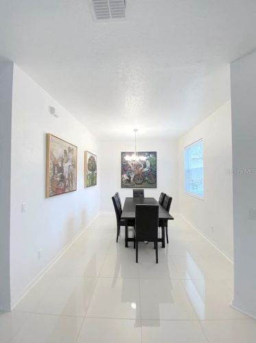 9446 Leatherwood Ave, Tampa FL  33647-3259 exterior