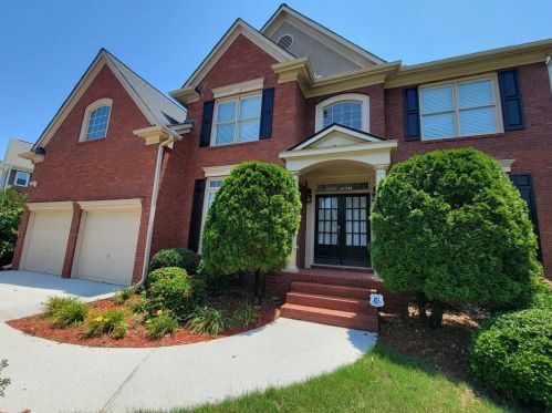 1080 Maycroft Knl, Lithonia GA 30078-7736 exterior