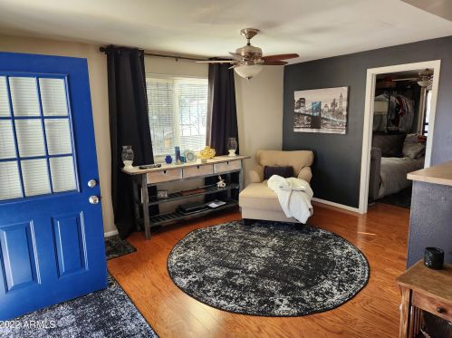 18214 2nd St, Phoenix AZ  85022-1006 exterior