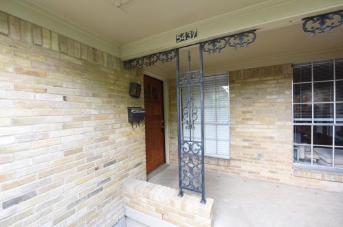 5437 Anita St, Dallas TX  75206-5335 exterior