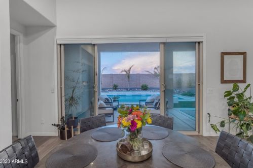 8513 22 Dr, Phoenix AZ 85041-7712 exterior