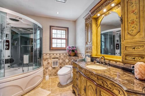 135 Brg St, Deep River CT 06417-1754 exterior