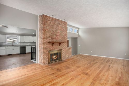 2161 Holliday Dr, Wyoming MI exterior