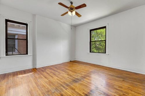 5226 Washington Pl, Saint Louis MO 63108-1116 exterior