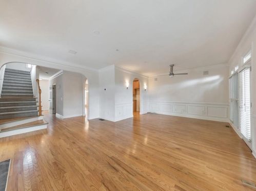 2156 Briarwood Blf, Atlanta GA 30319-4092 exterior