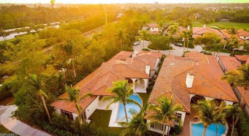 1302 Noble Heron Way, Naples FL 34105-2791 exterior