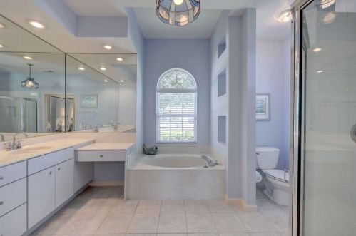 2885 Eagle Dr, Fort Pierce FL 34951-2374 exterior