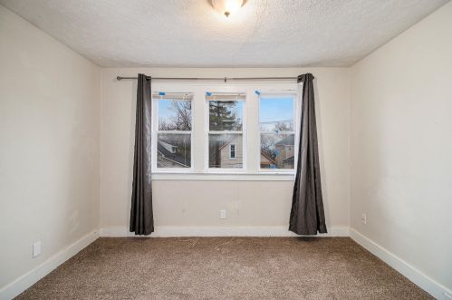 746 Liberty St, Grand Rapids MI 49503-8069 exterior