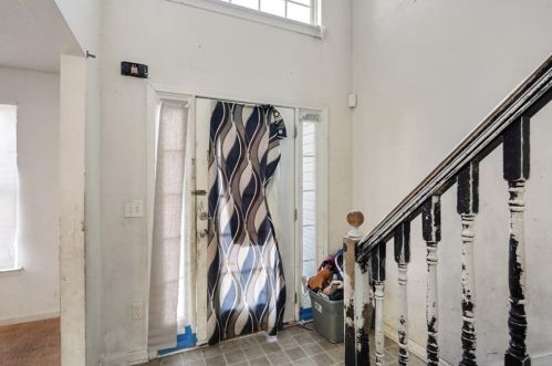 2723 High Tide Dr, Atlanta, GA 30349-3055