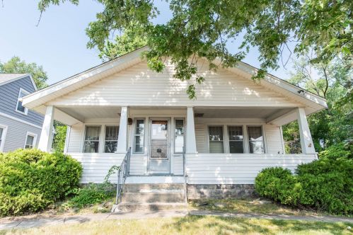 3630 Oakland Dr, Kalamazoo, MI 49008-2870