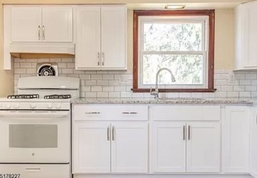 41 15th St, Paterson NJ  07506-3767 exterior