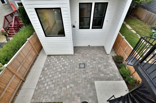 4841 Oakley Ave, Chicago IL 60659-5208 exterior