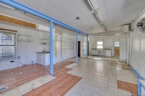 67 Worrall Ave, Poughkeepsie NY  12603-2332 exterior