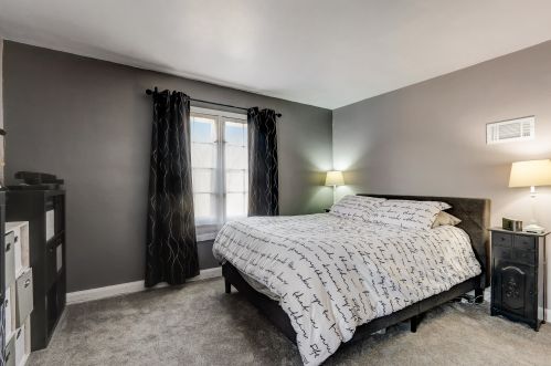 5545 57, Milwaukee WI 53218-3230 exterior