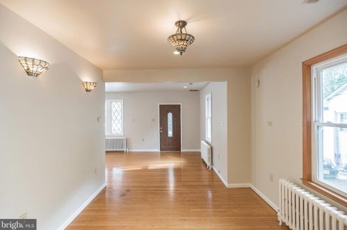 216 Logan Ave, Camden NJ 08106-1136 exterior