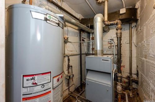 832 Swinton Ave, Bronx NY 10465-1920 exterior