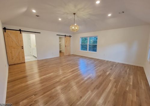 9 Apache Trl, Rockaway NJ  07866-1028 exterior