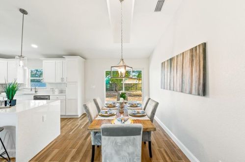 5301 21 Pl, Naples FL 34116-6863 exterior