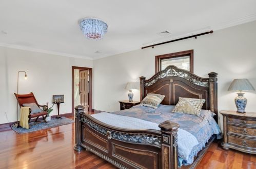 95 Commonwealth Ave, Boston MA exterior