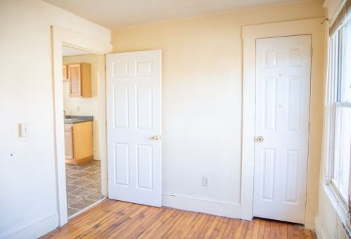 48 Morris St, Springfield MA 01105-2001 exterior