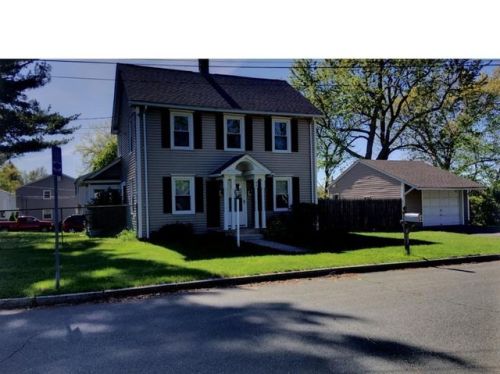 52 Sabin St, Springfield MA  01151-1522 exterior