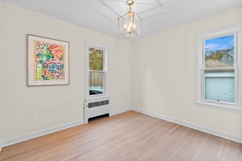 5110 Shoreland Ave, Milwaukee WI  53217-5541 exterior