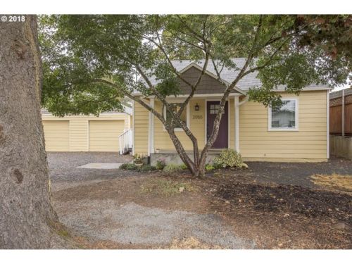 2055 Maple St, Portland, OR 97267-1156