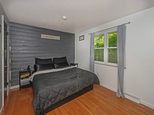 628 Carnival Dr, Pittsburgh PA  15239-2629 exterior