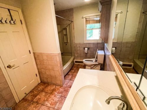 10 Manu Trl, Andover NJ  07821-3305 exterior