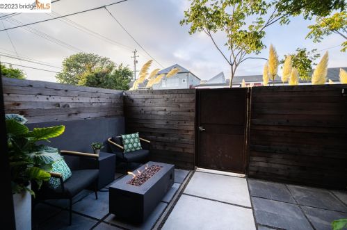 1028 Grayson St, Berkeley CA 94710-2643 exterior