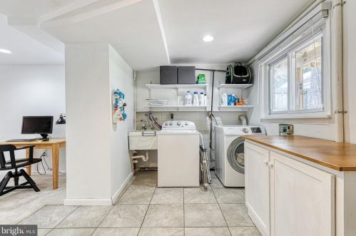 8205 Roanoke Ave, Silver Spring MD 20912-6208 exterior