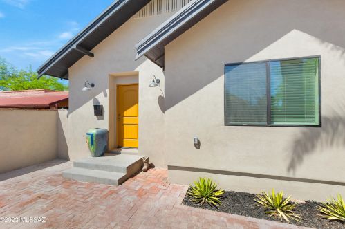 930 8th Ave, Tucson AZ  85701-3014 exterior