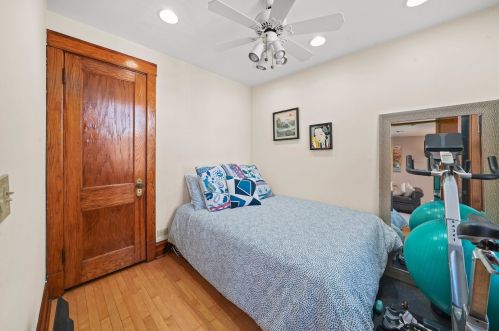 2321 Walton St, Chicago IL 60622-4817 exterior