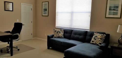 8302 Valiant Dr, Naples FL 34104-6675 exterior