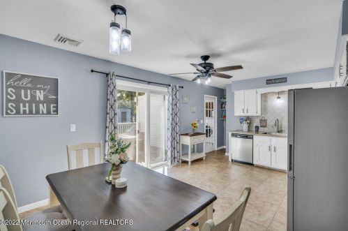 365 Western Blvd, Berkeley Township NJ  08721-2855 exterior