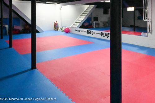 3 Arlene Dr, West Long Branch NJ 07764-1153 exterior