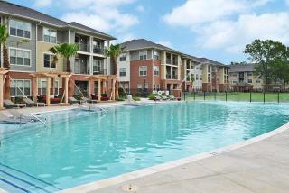 1330 Mcneese St, Lake Charles LA  70605-4758 exterior