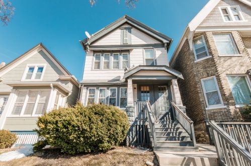 1906 11th St, Milwaukee, WI 53204-3824