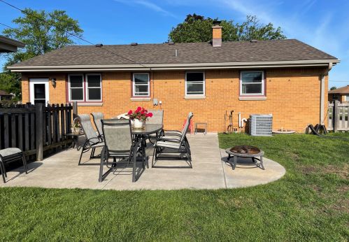 4468 65, Milwaukee WI 53220-3420 exterior