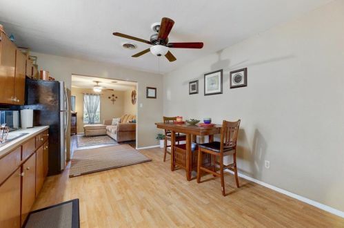 3414 Blumie St, Austin TX 78745-6704 exterior