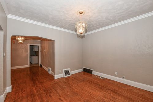 505 Clarke St, Milwaukee WI  53212-2922 exterior