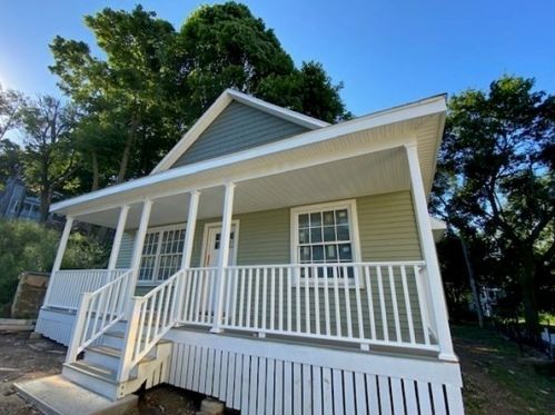 12 Forbes St, Worcester, MA 01605-3703