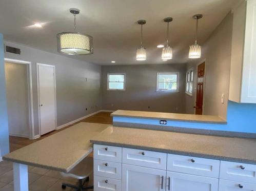 6807 Daugherty St, Austin TX  78757-2323 exterior