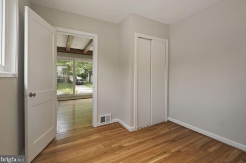 10300 Insley St, Silver Spring MD  20902-4931 exterior