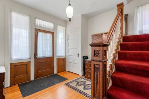 3163 Ashlyn St, Pittsburgh, PA 15204-1705