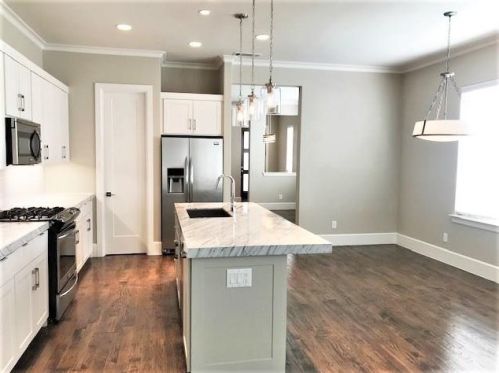 5535 Ellsworth Ave, Dallas TX  75206-5360 exterior