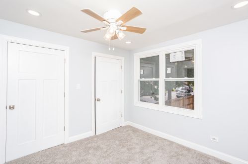 6756 Prairie Ave, Chicago IL  60637-4033 exterior