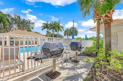 16123 Ravina Way, Naples FL 34110-3236 exterior