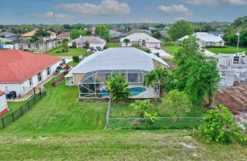 174 Dalton Cir, Fort Pierce FL 34953-5847 exterior