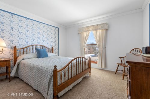 1080 Butler Dr, Bull Valley IL 60014-6927 exterior